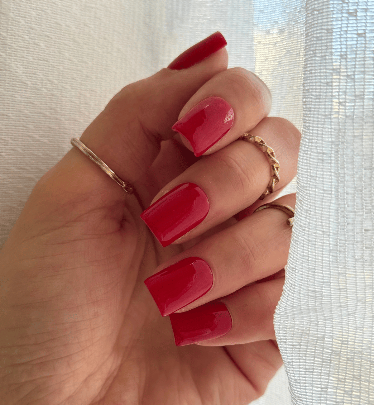 FAUX ONGLES ROUGE CARRÉ COURTS