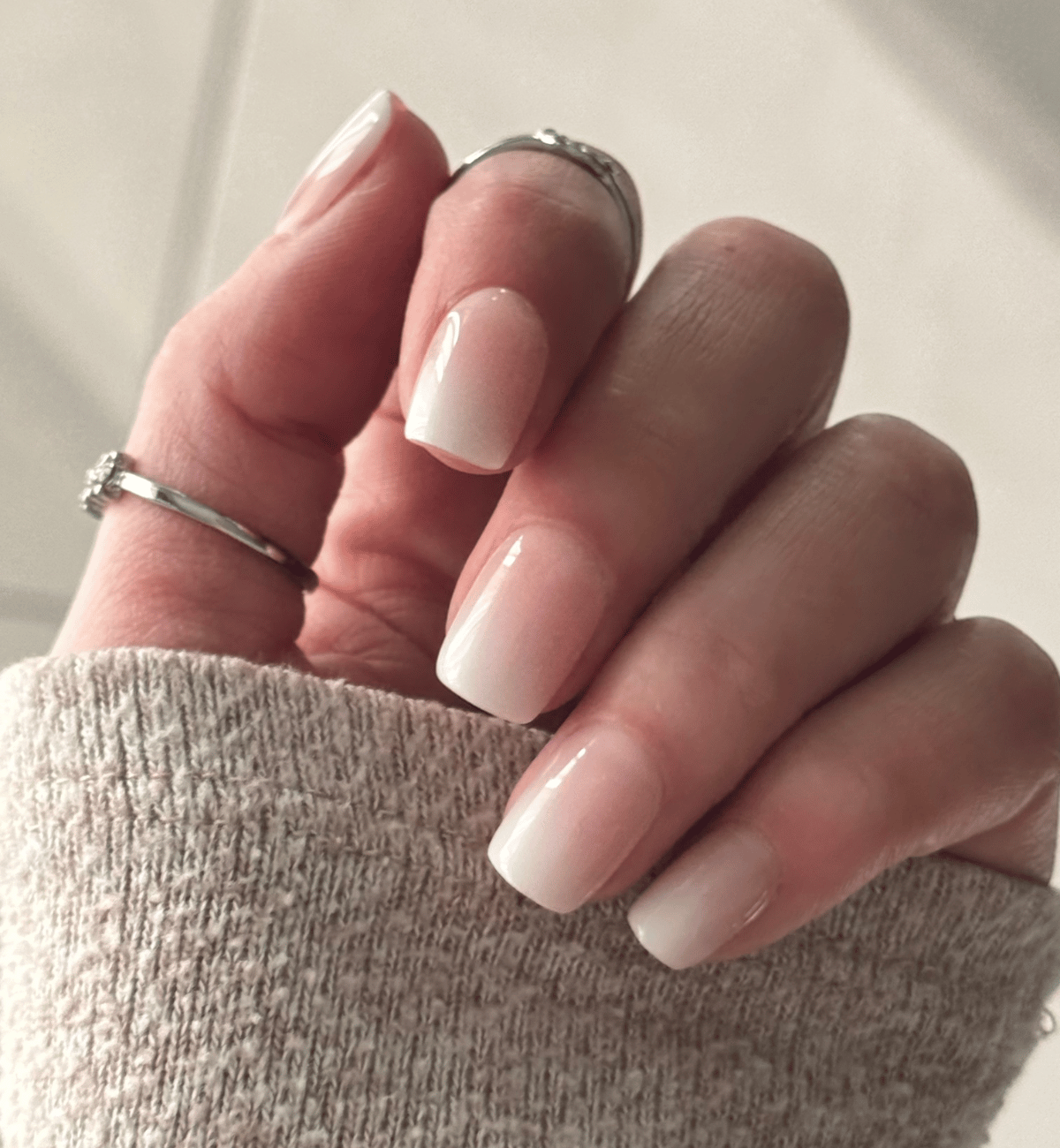 FAUX ONGLES BABY-BOOMER CARRÉS COURTS