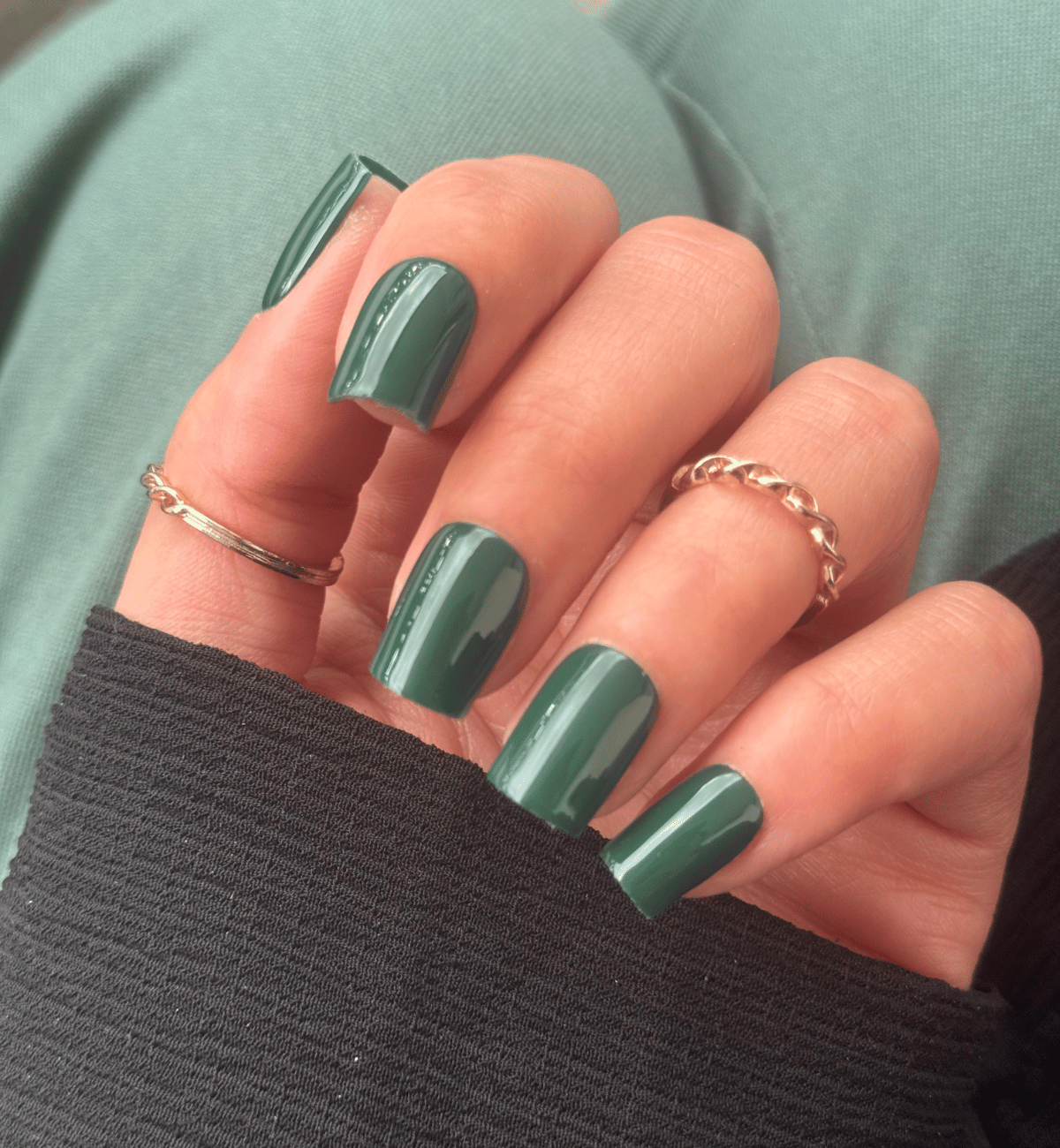 FAUX ONGLES VERTS SAPIN CARRÉS COURTS